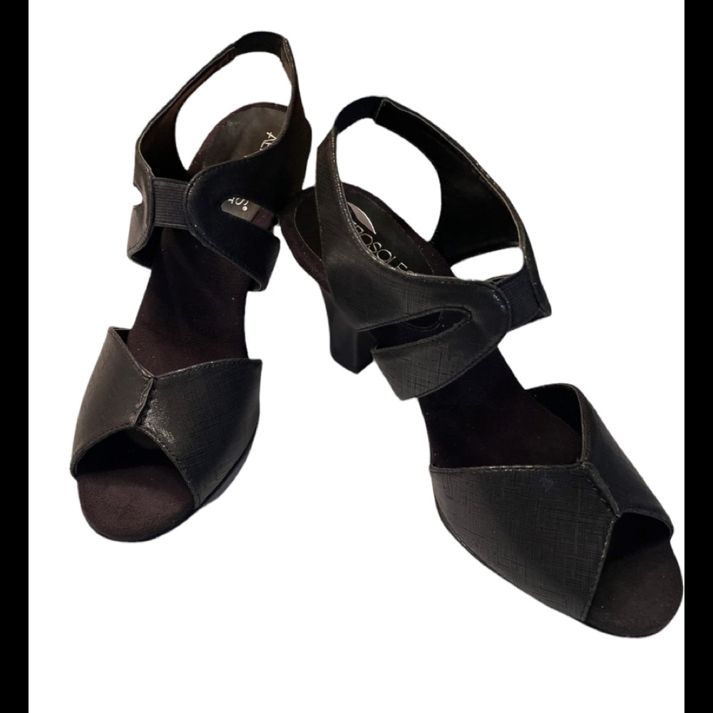 Aerosoles Gintegrity Sandals Black 8 NIB